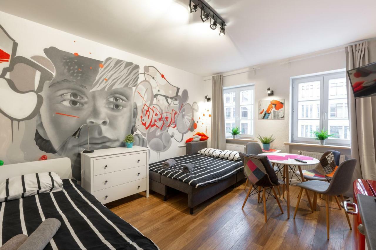דירות ורוצלב Lipstick House Rynek מראה חיצוני תמונה