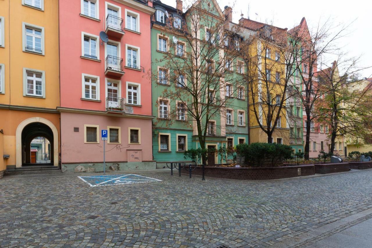 דירות ורוצלב Lipstick House Rynek מראה חיצוני תמונה